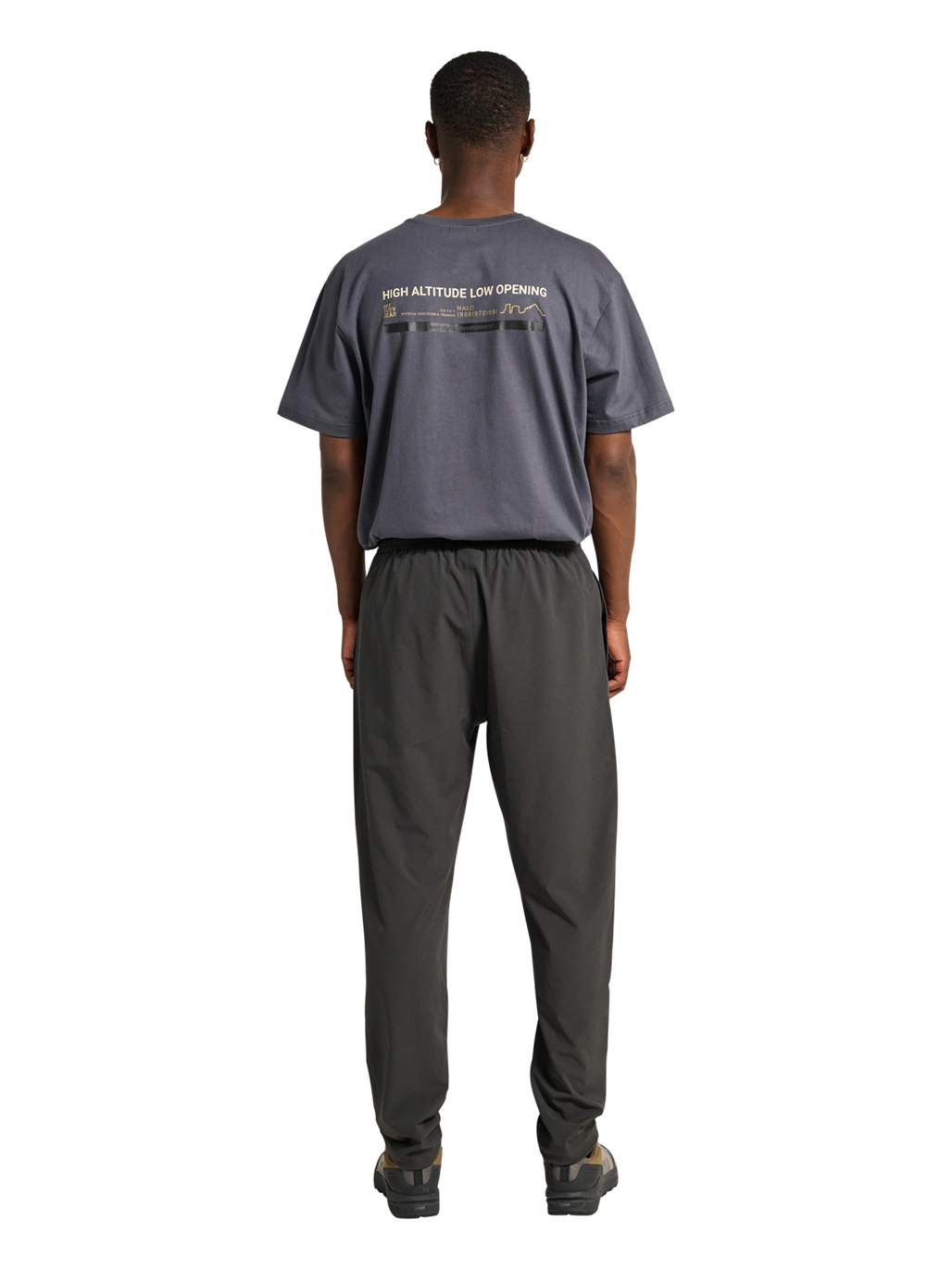 HALO TECH PANTS, ASPHALT, model