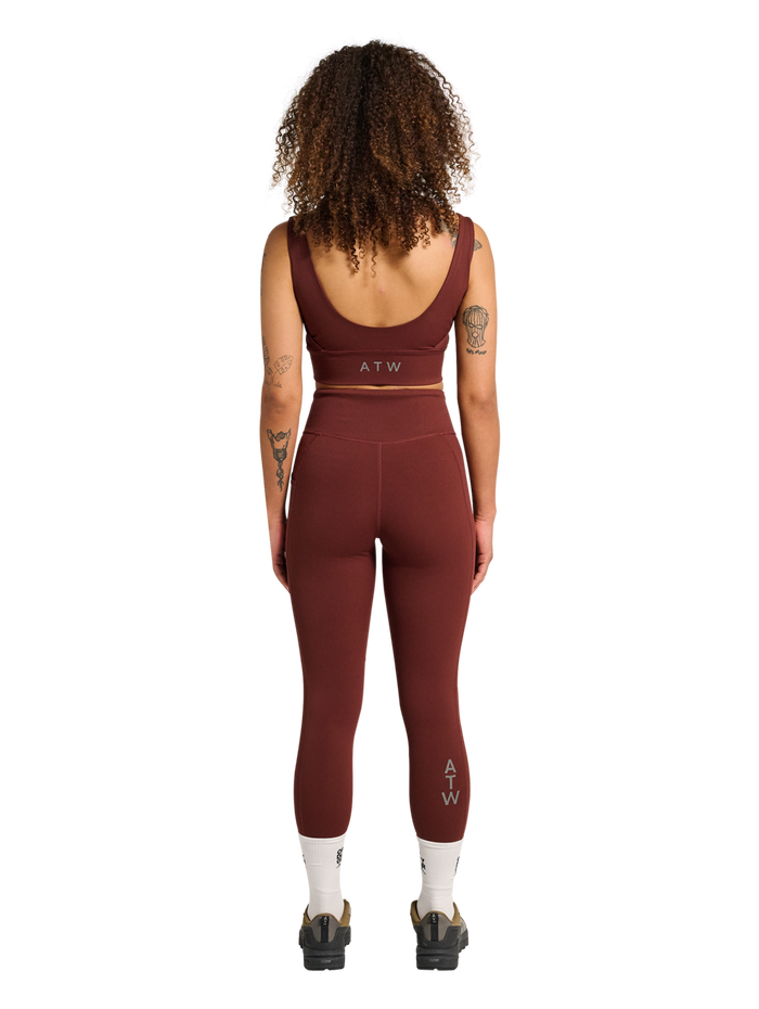 HALO WOMEN TRAINING BRA, BITTER CHOCOLATE, model