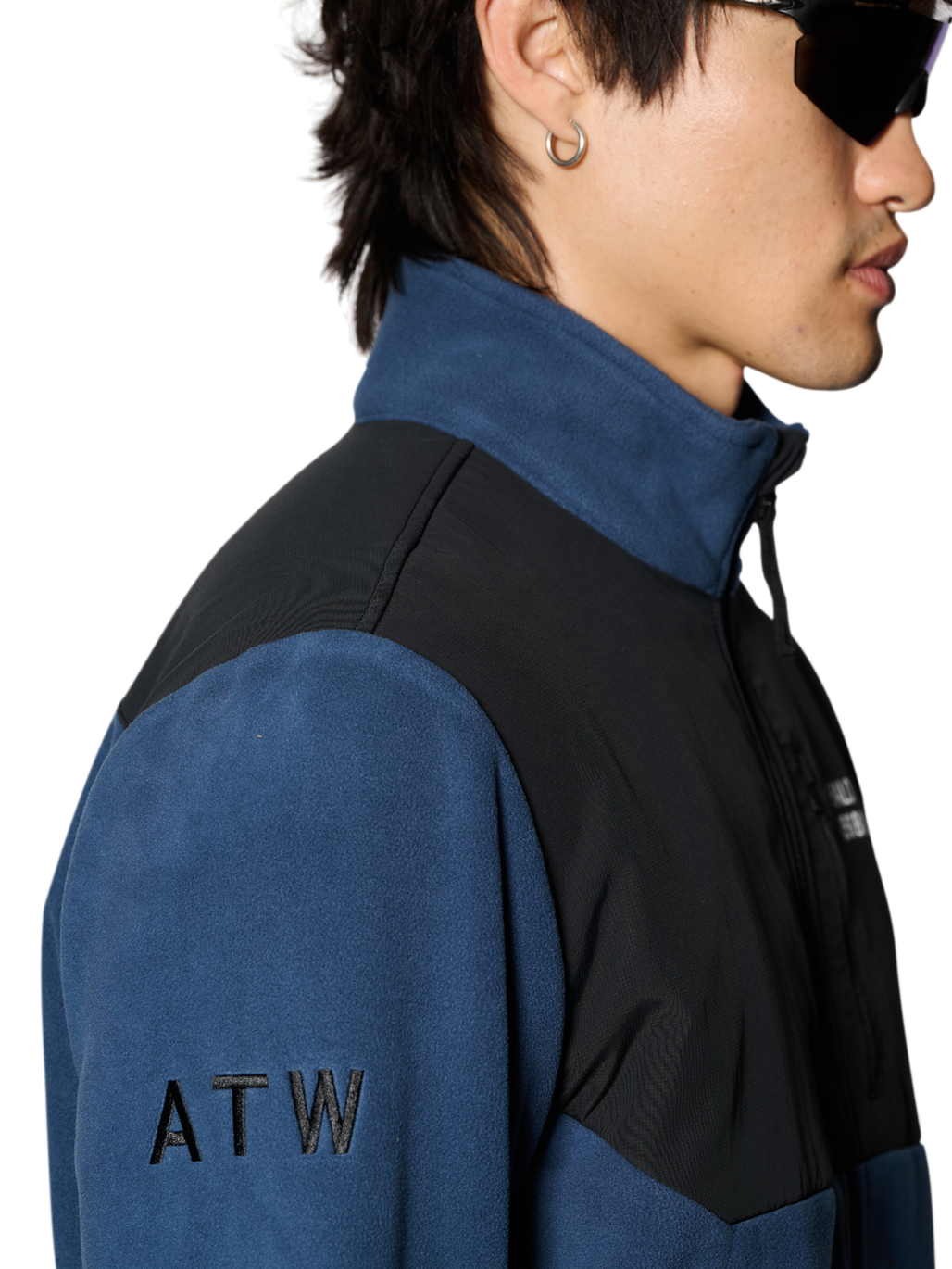 HALO BLOCKED ZIP FLEECE, SARGASSO SEA, model