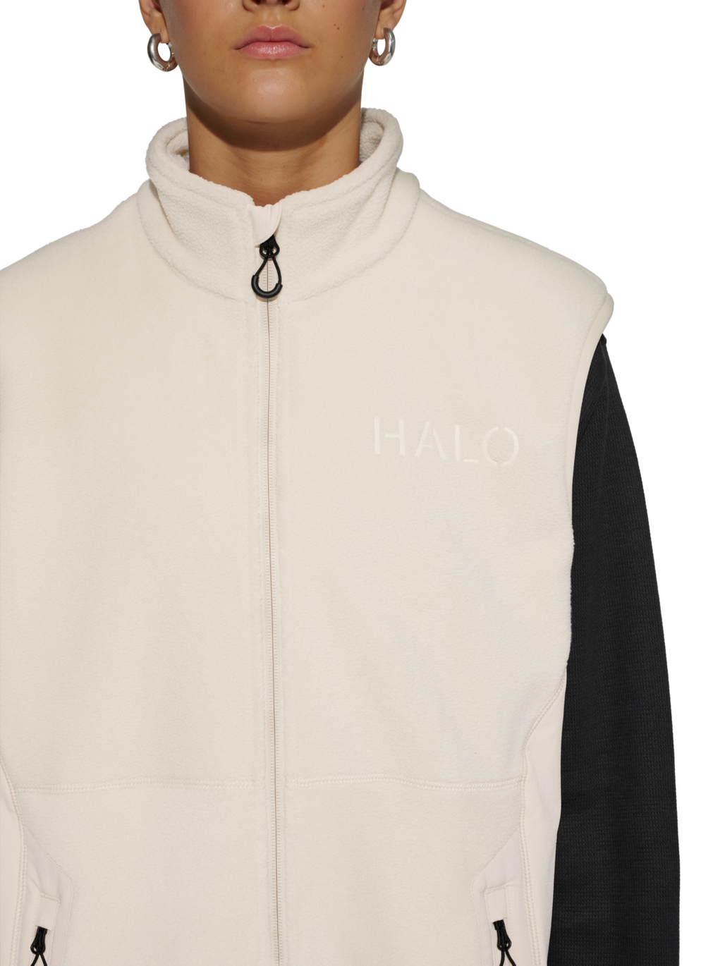 HALO ATW TEDDY FLEECE VEST, OYSTER GRAY, model