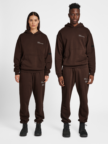 HALO COTTON HOODIE, JAVA, model