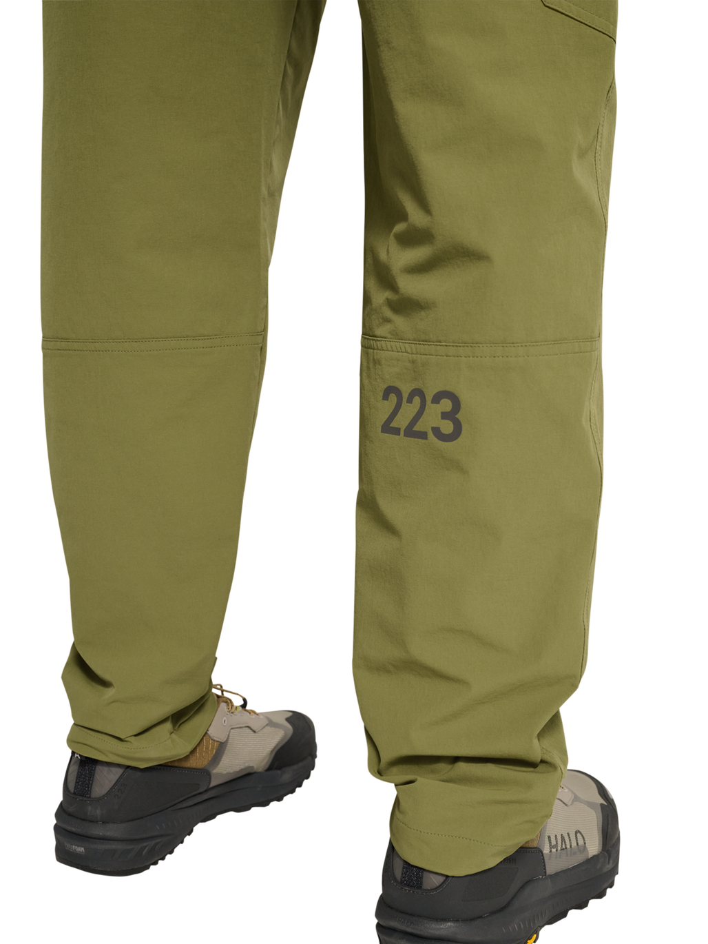 HALO TRAIL PANTS, OLIVE DRAB, model
