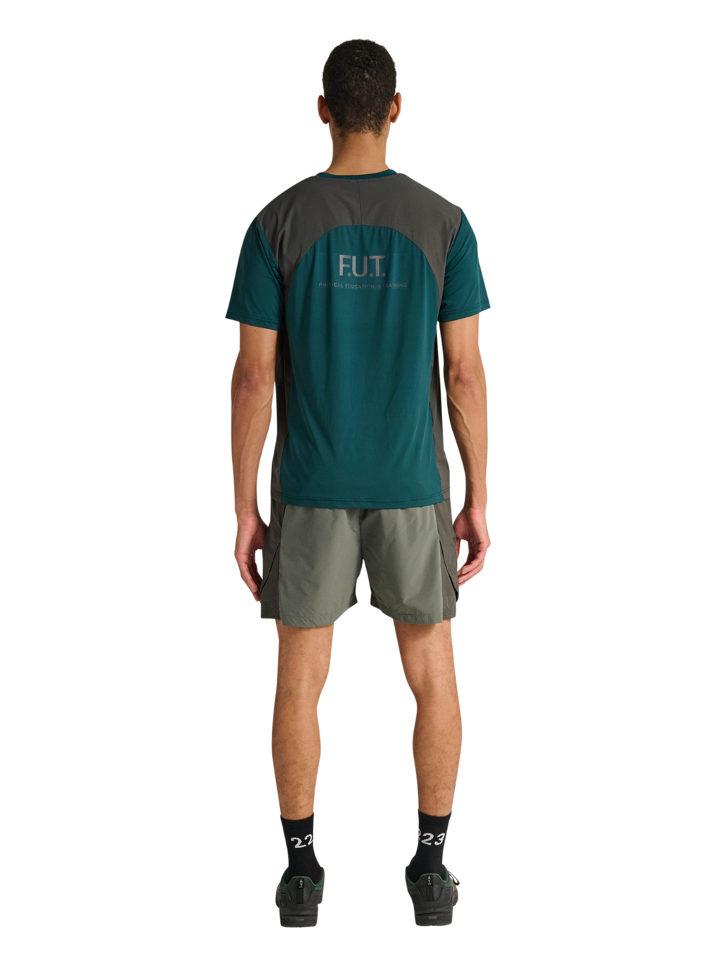 HALO DIVISION SHORTS, GUNMETAL, model