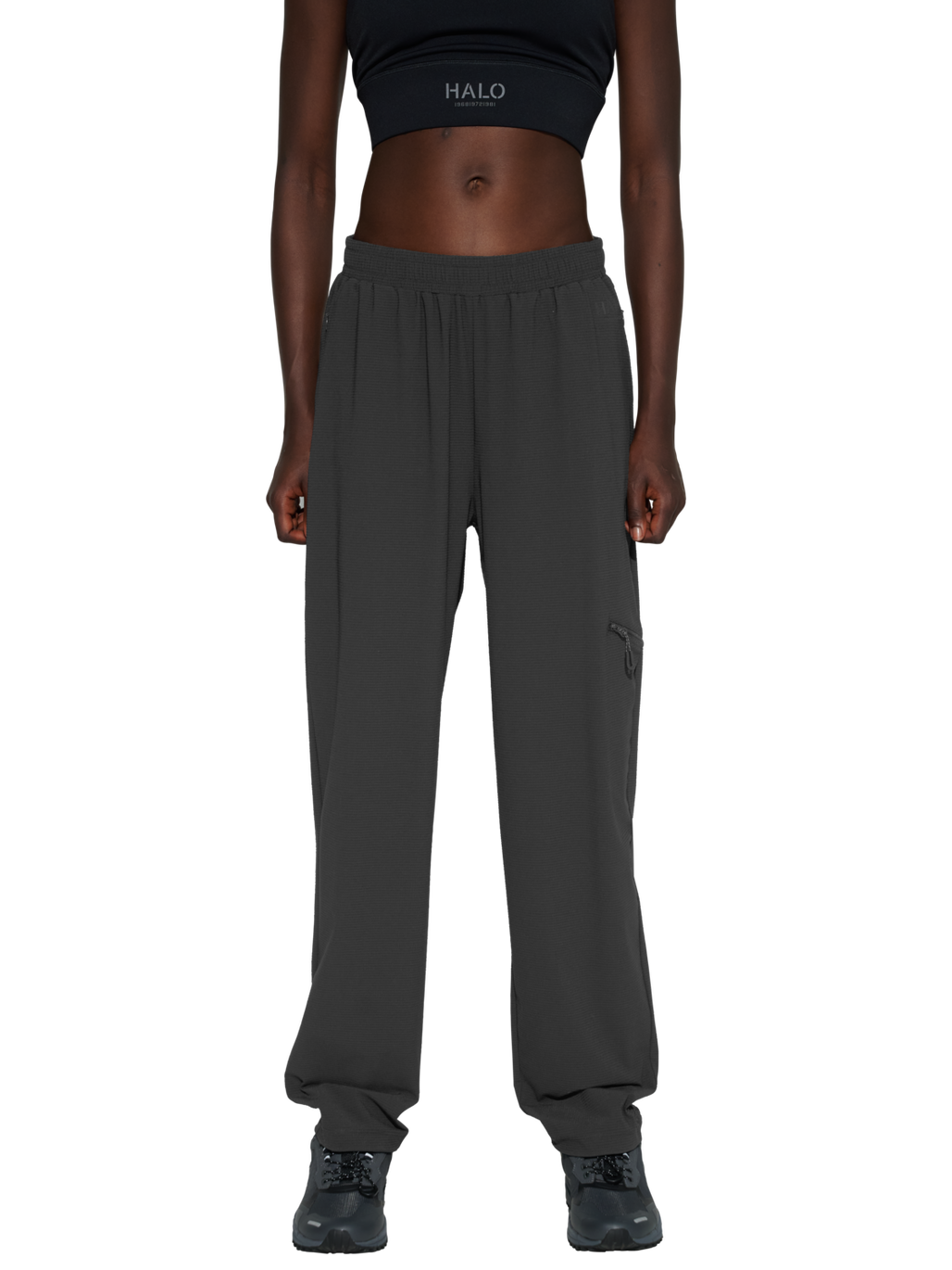 HALO AIRBORNE PANTS, BLACK, model