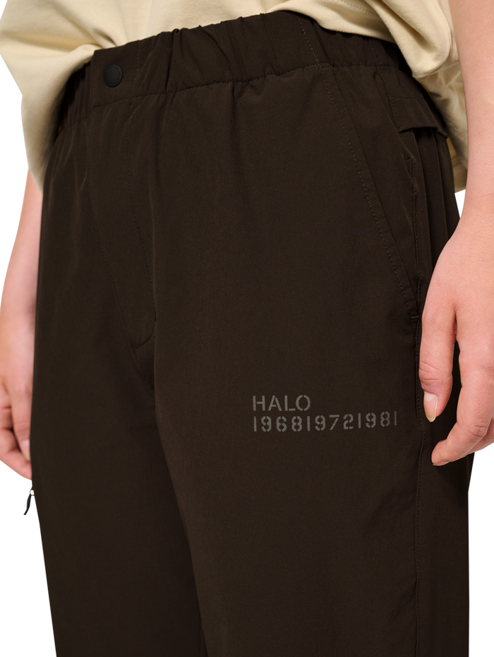 HALO TACTICAL PANTS, CHOCOLATE TORTE, model