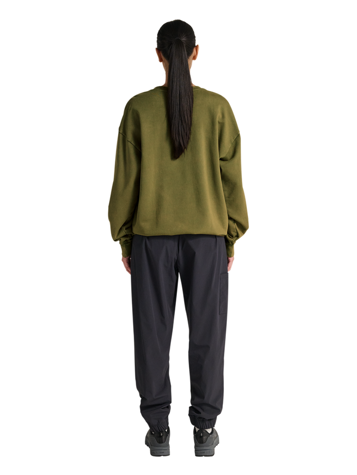 HALO UNIFORM BOXY CREW, OLIVE DRAB, model