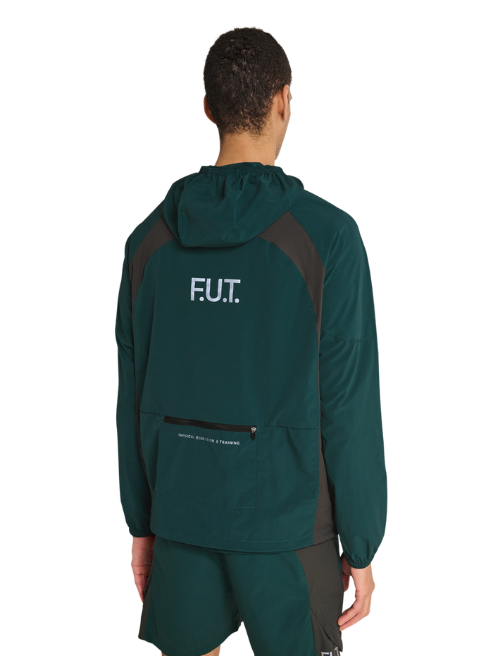 HALO DIVISION JACKET, SEA MOSS, model