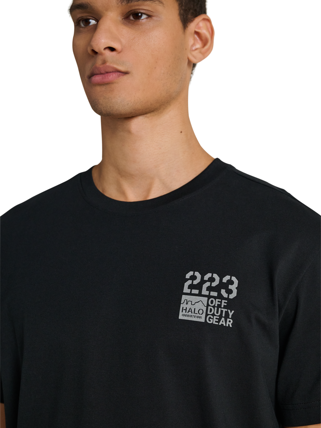 HALO GRAPHIC T-SHIRT, BLACK/GUNMETAL, model