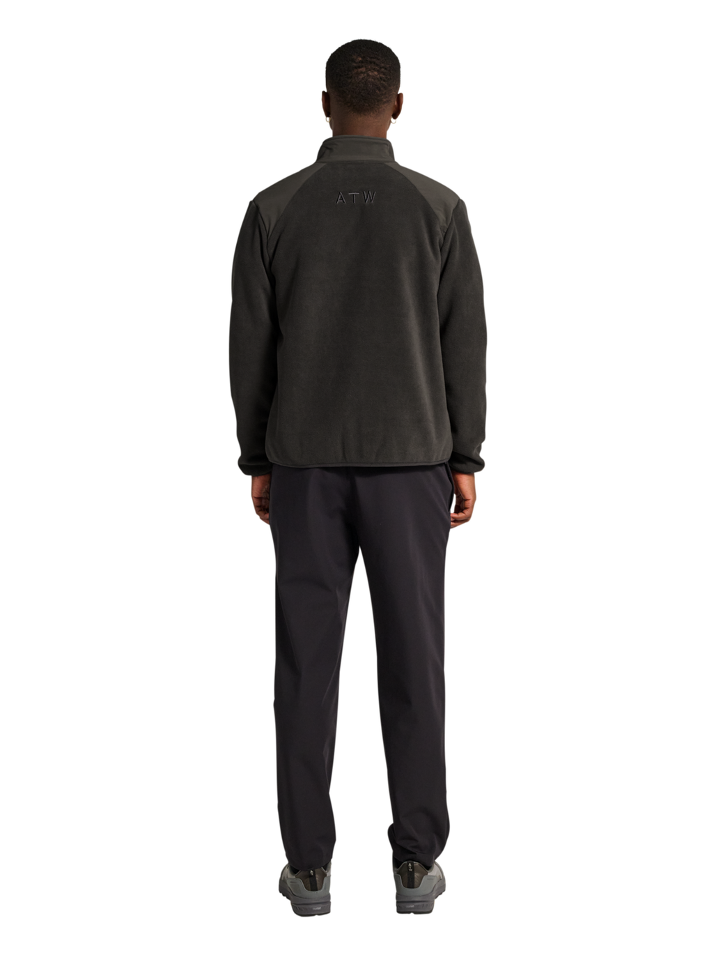 HALO PANELED FLEECE JACKET, RAVEN, model