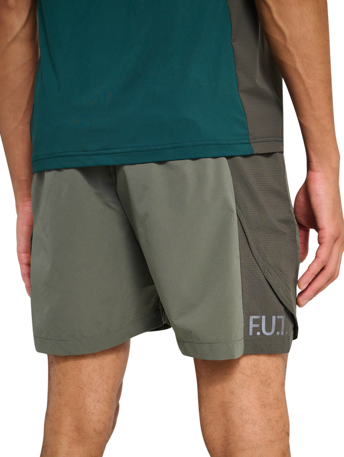 HALO DIVISION SHORTS, GUNMETAL, model