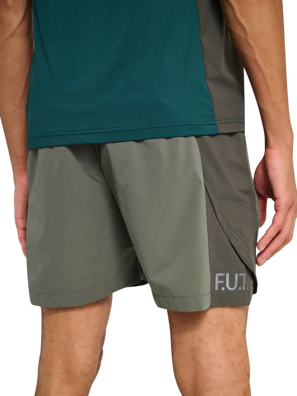 HALO DIVISION SHORTS, GUNMETAL, model