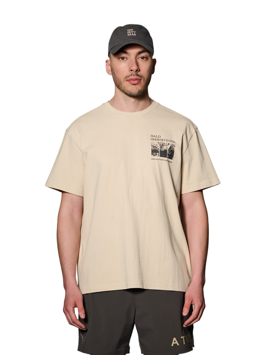 HALO MAP T-SHIRT, OYSTER GRAY, model