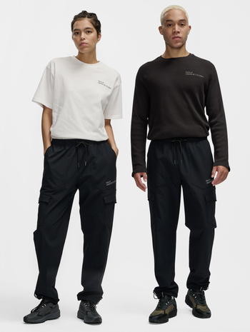 HALO TRAIL PANTS, BLACK, model