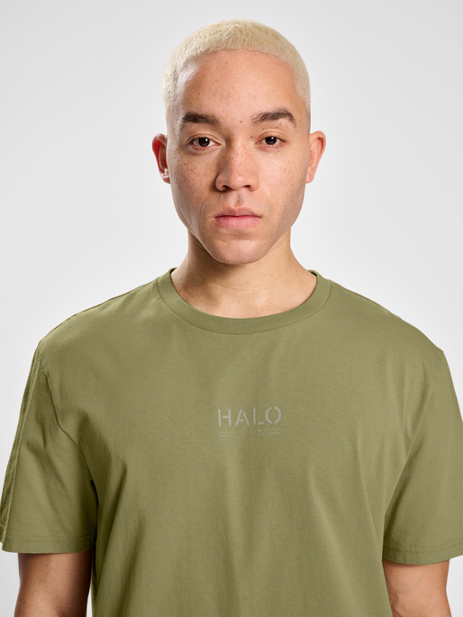 HALO COTTON T-SHIRT, GRAY GREEN, model