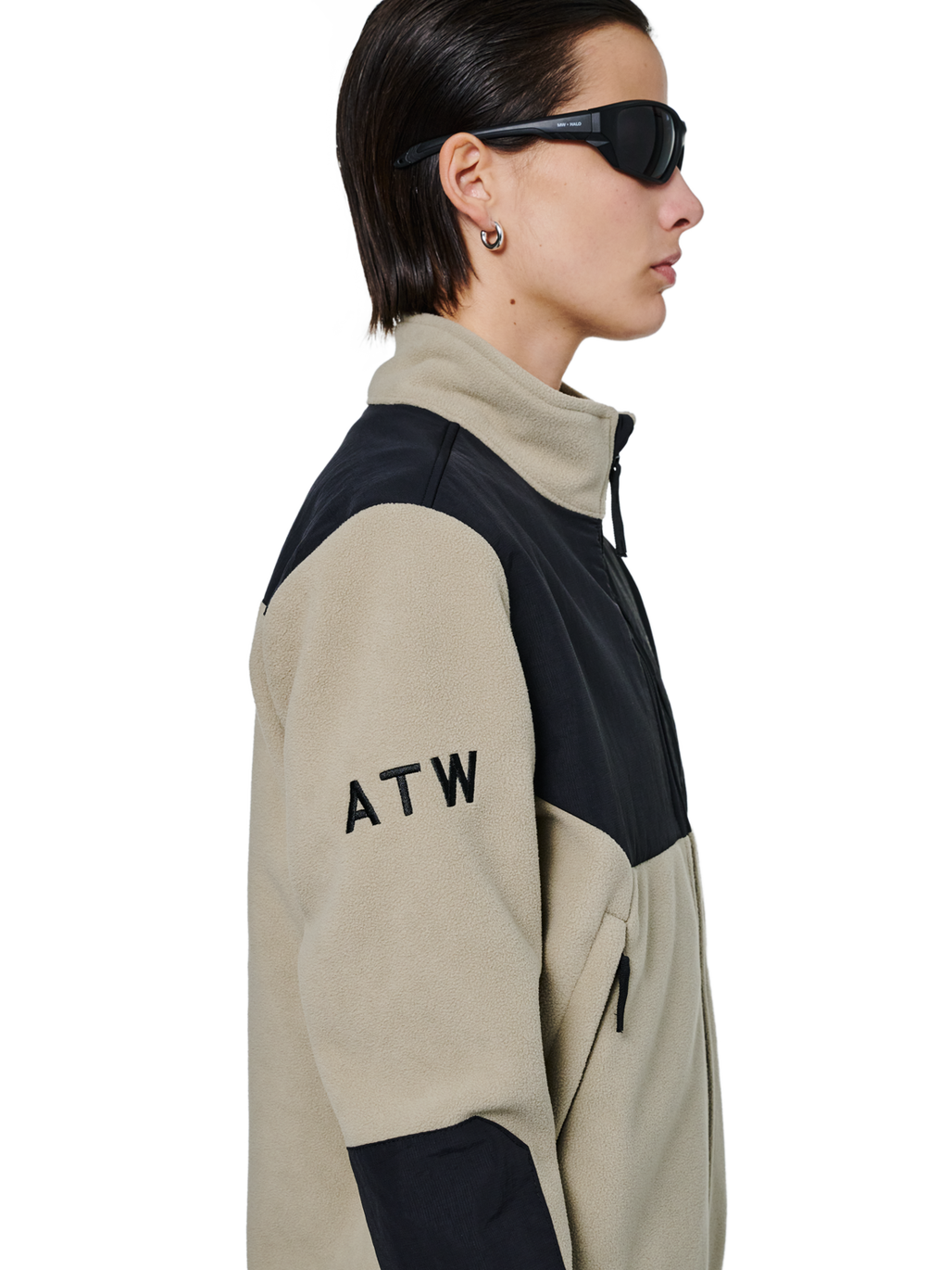 HALO BLOCKED ZIP FLEECE, SENECA ROCK, model