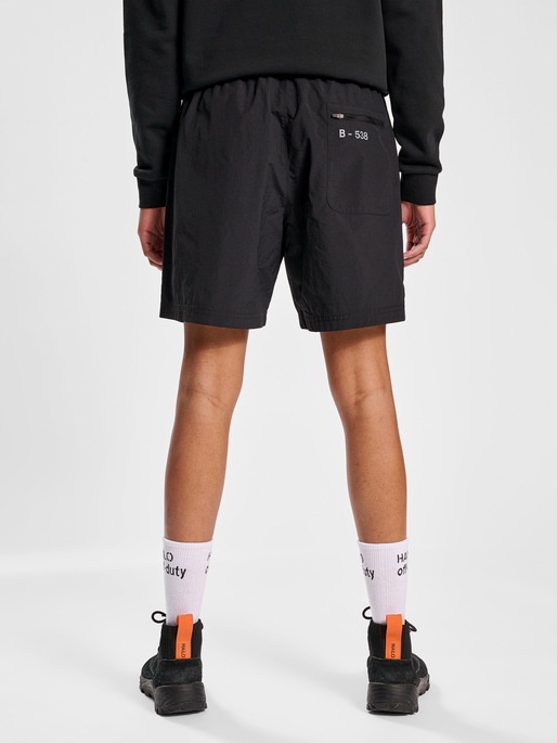 HALO COMBAT SHORTS, BLACK, model