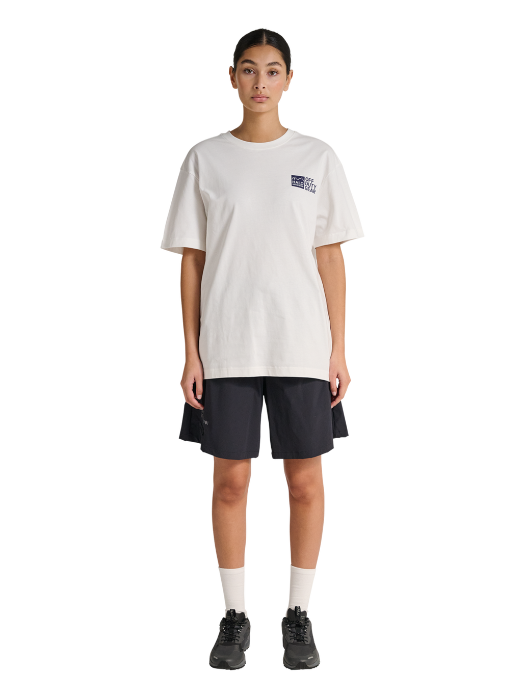 HALO GRAPHIC T-SHIRT, MARSHMALLOW/ASTRAL AURA, model