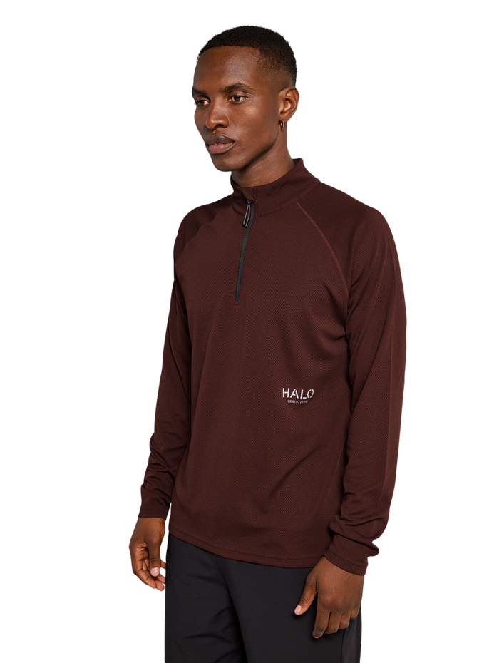 HALO SORONA HALF ZIP, BITTER CHOCOLATE, model