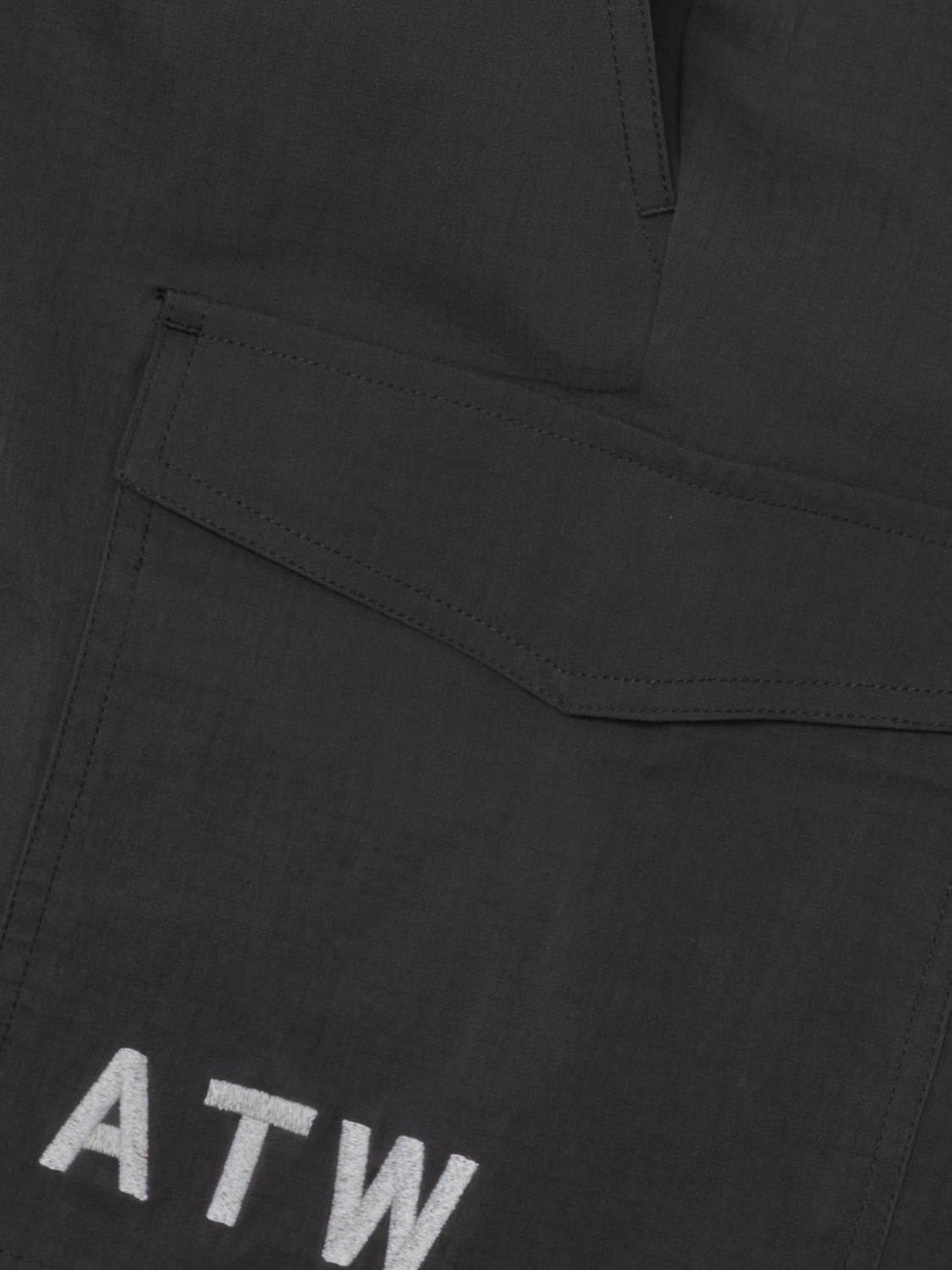 HALO NOVA SHORTS, RAVEN, packshot