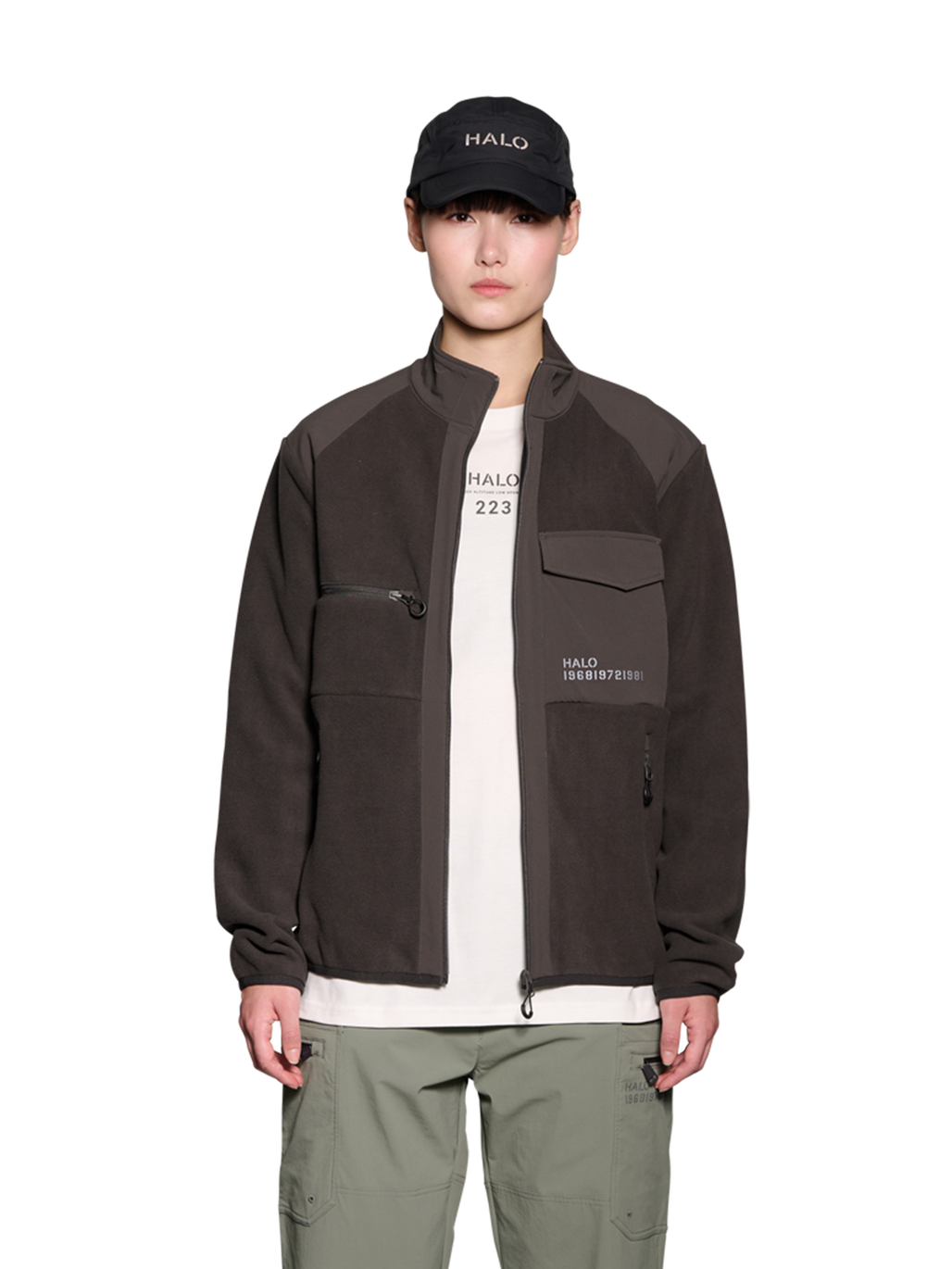 HALO PANELED FLEECE JACKET, RAVEN, model
