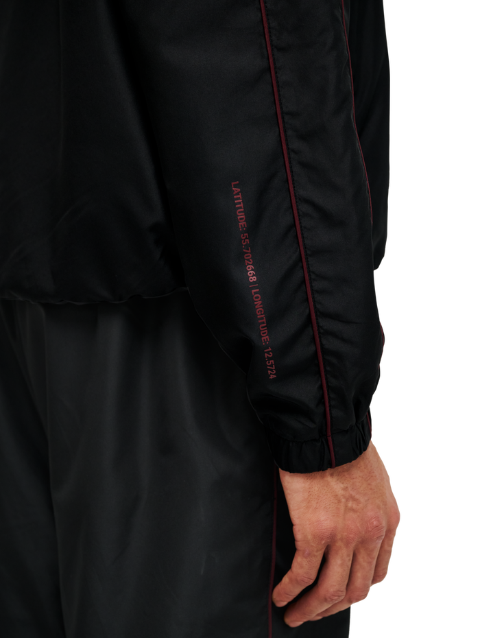 HALO DBU TRACKSUIT  JACKET, BLACK, model