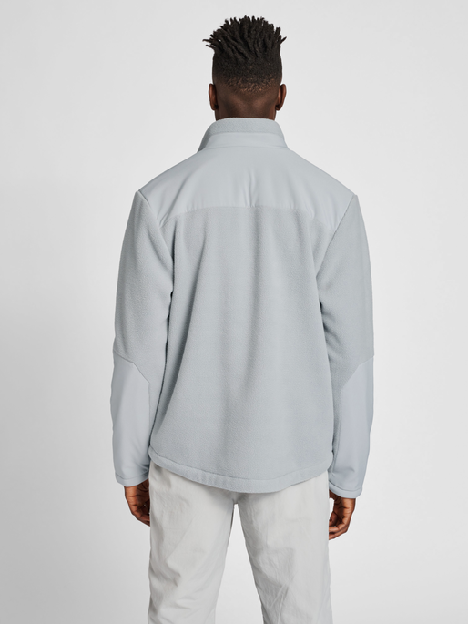 HALO TEDDY FLEECE JACKET, HARBOR MIST, model