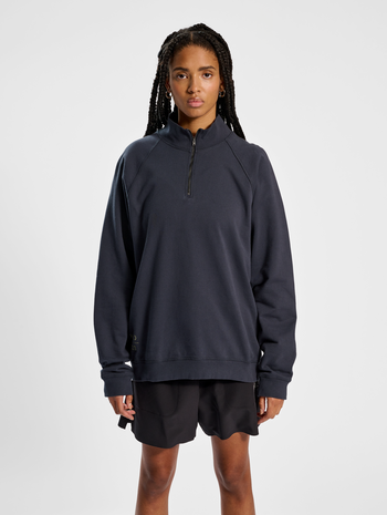 HALO HEAVY GRAPHIC HALFZIP, EBONY, model