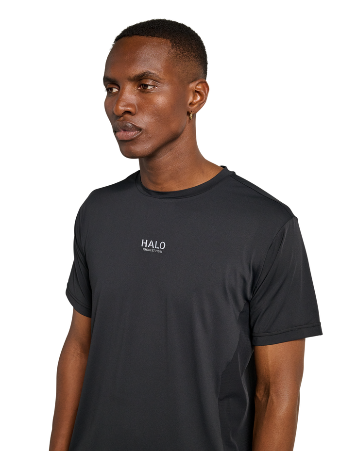 HALO SCOUT SS T-SHIRT, BLACK, model