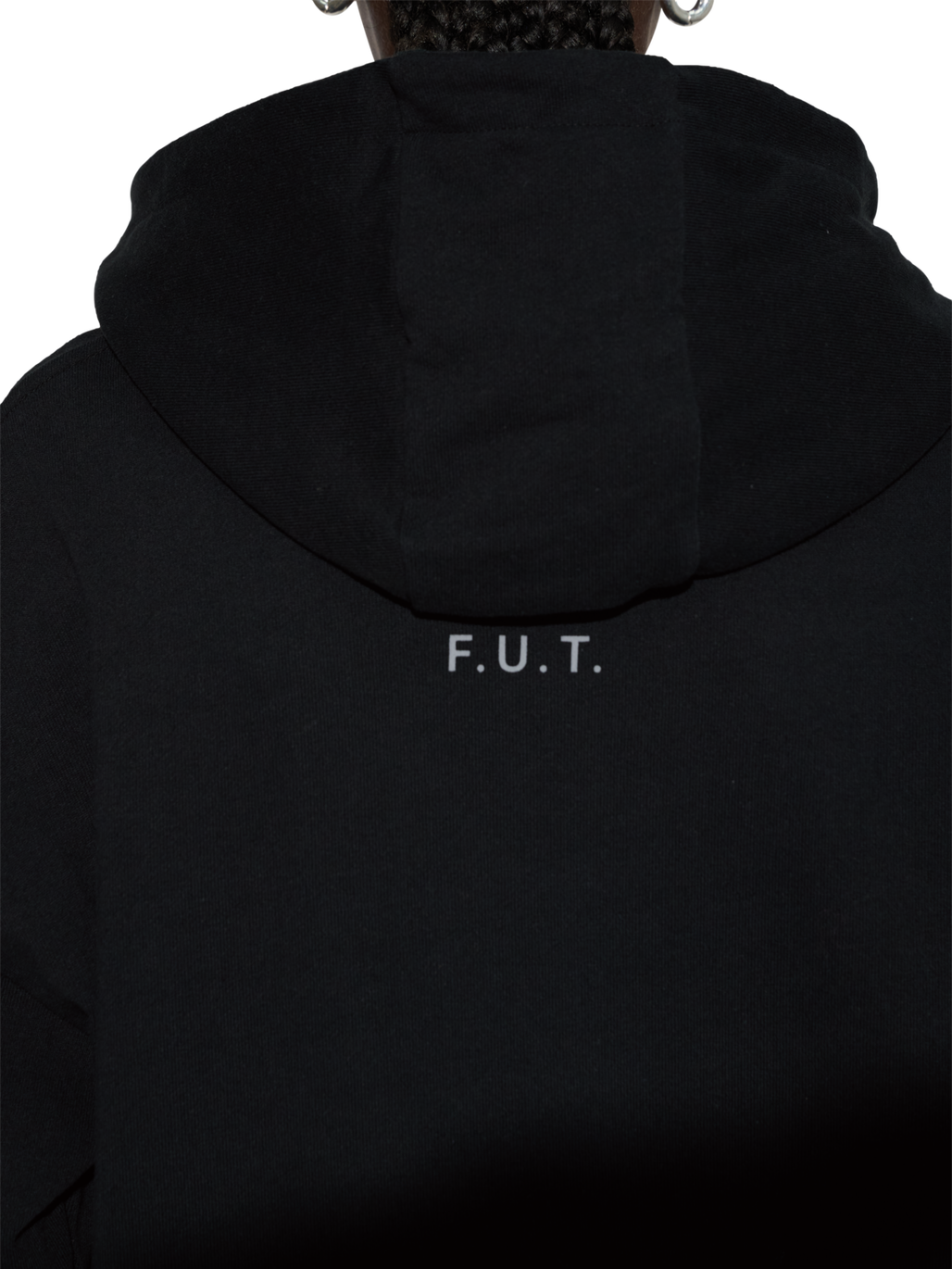 HALO ESSENTIAL HOODIE, BLACK, model