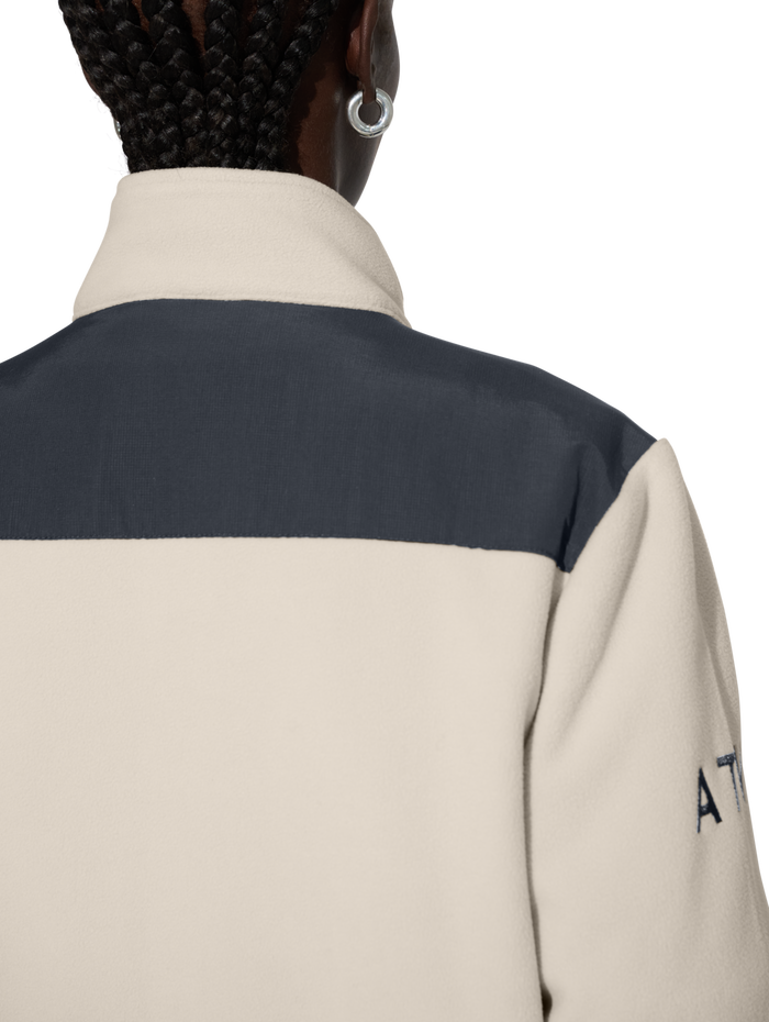 HALO BLOCKED ZIP FLEECE, OYSTER GRAY, model