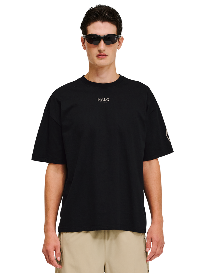 HALO GRAPHIC BOXY T-SHIRT, BLACK/SENECA ROCK, model
