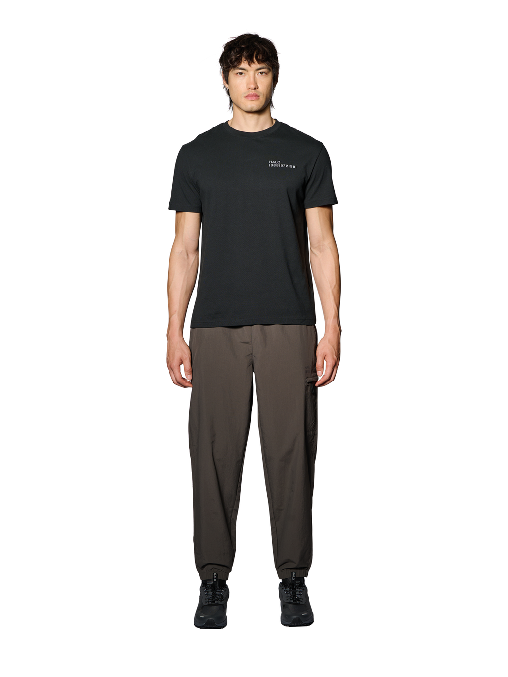 HALO FORCE PANTS, RAVEN, model