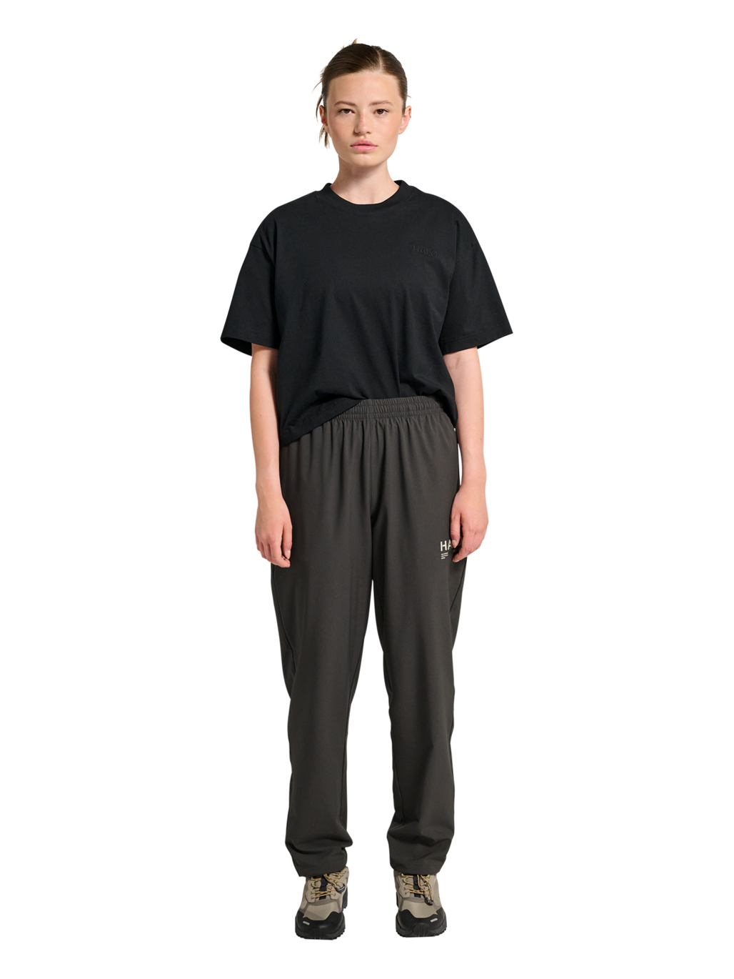 HALO TECH PANTS, ASPHALT, model