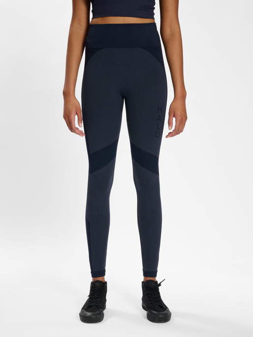 HALO WOMENS SEAMLESS TIGHTS, EBONY, model