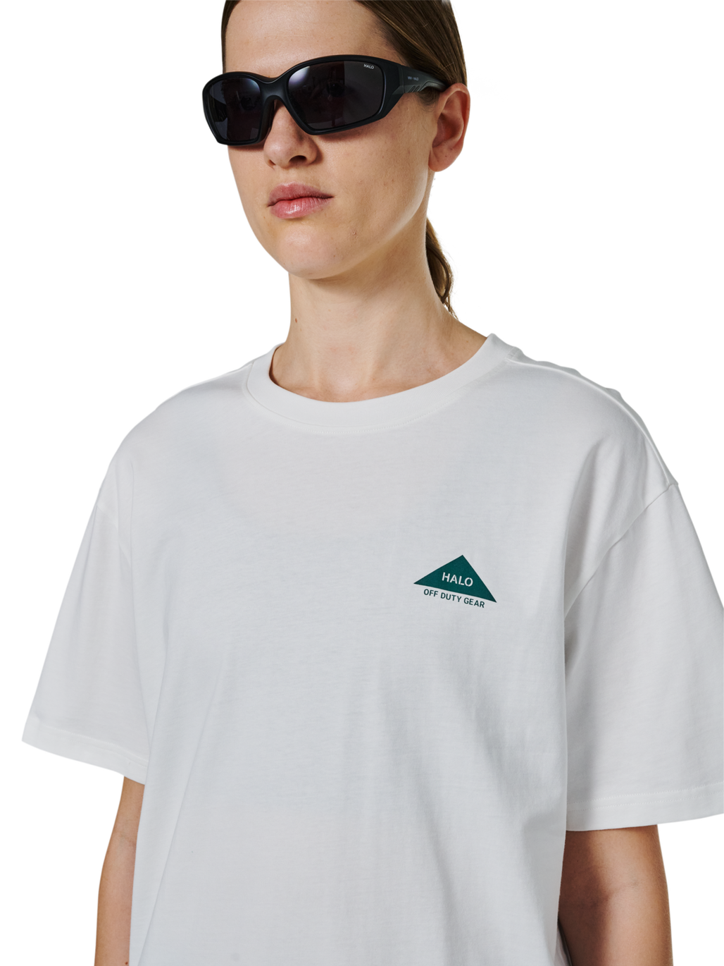HALO GRAPHIC T-SHIRT, MARSHMALLOW/BOTANICAL GARDEN, model