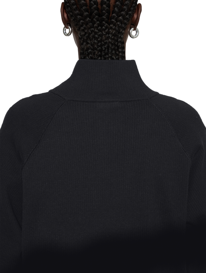 HALO INFANTRY HALF ZIP, BLACK, model