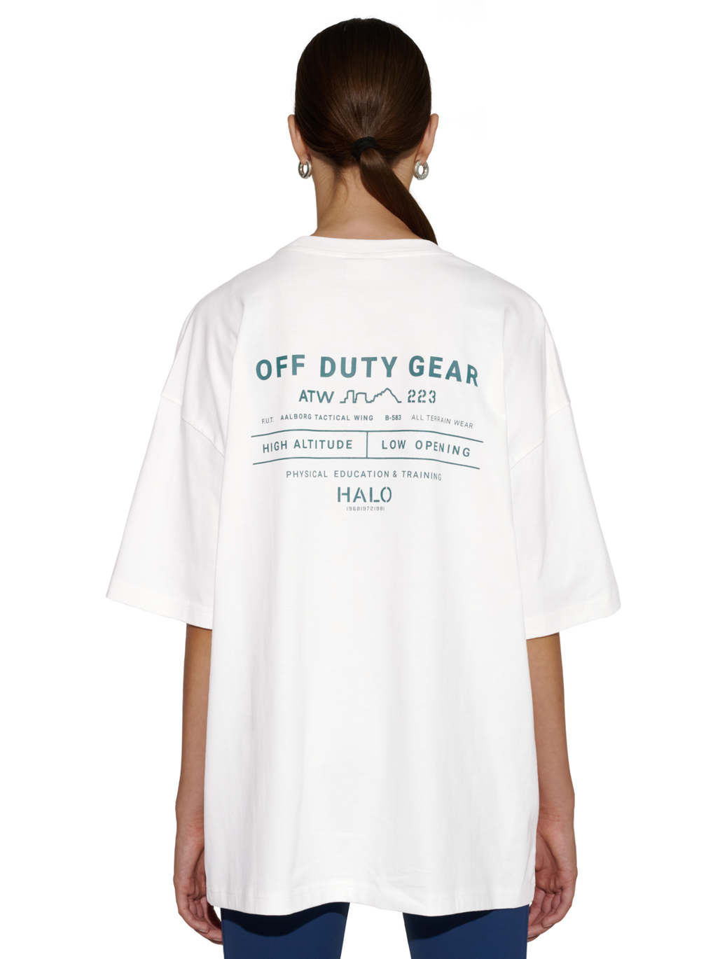 HALO GRAPHIC BOXY T-SHIRT, MARSHMALLOW/BOTANICALGARDEN/BG, model