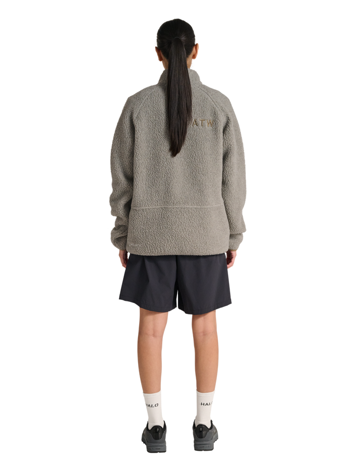 HALO MOVE POLARTEC FLEECE PULLOVER, TURTLEDOVE, model