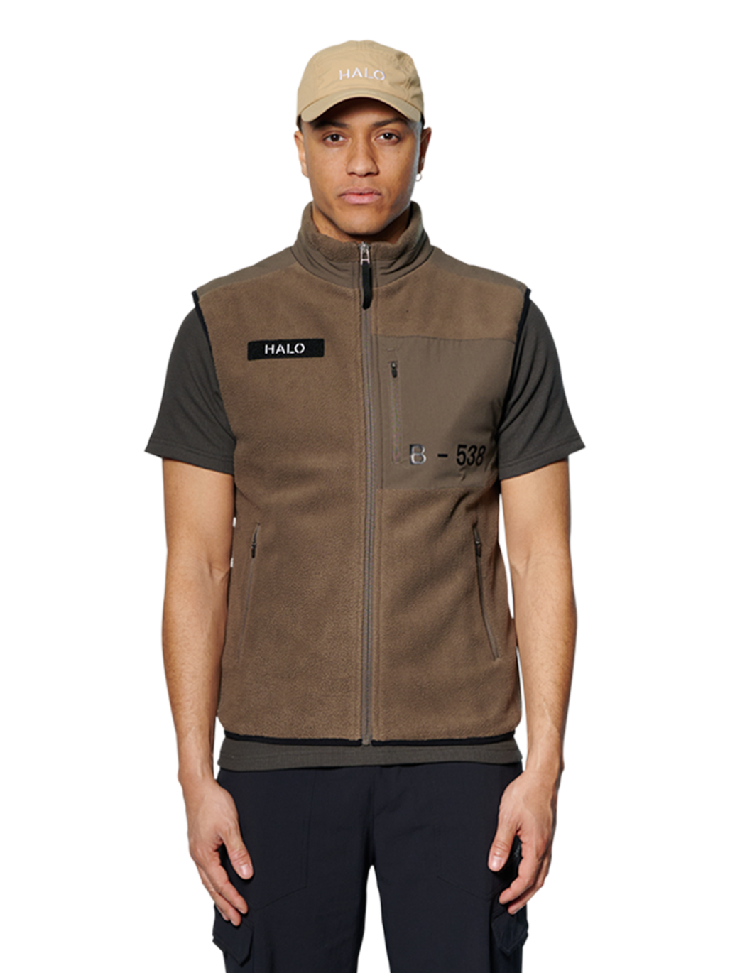 HALO TEDDY FLEECE VEST, MAJOR BROWN, model