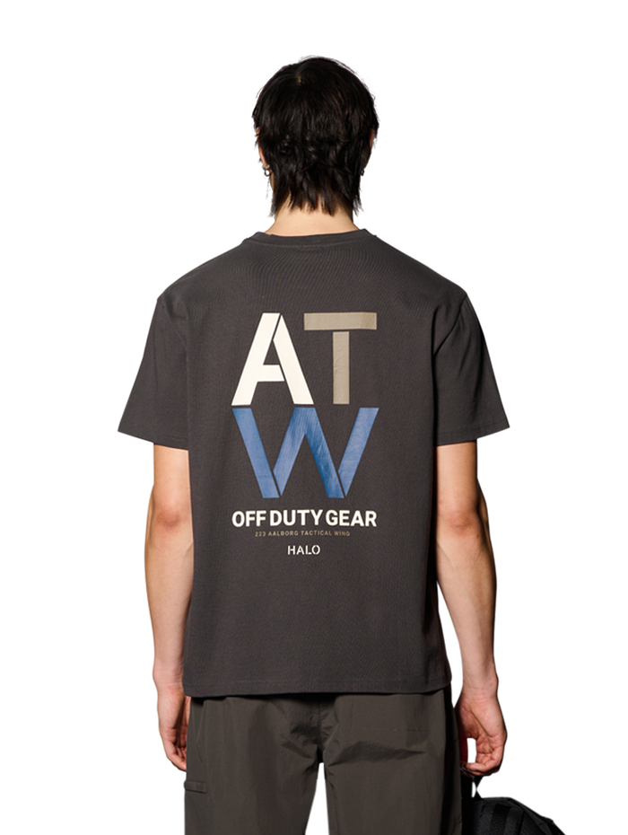 HALO DUTY T-SHIRT, RAVEN, model