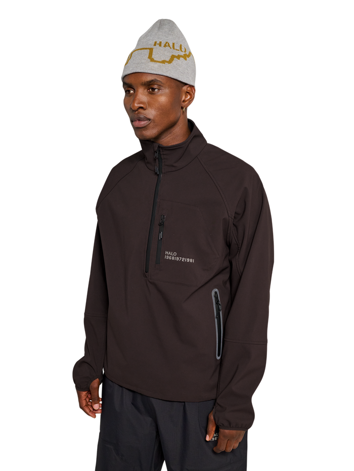 HALO ELITE SOFTSHELL HALF ZIP, CHOCOLATE TORTE, model