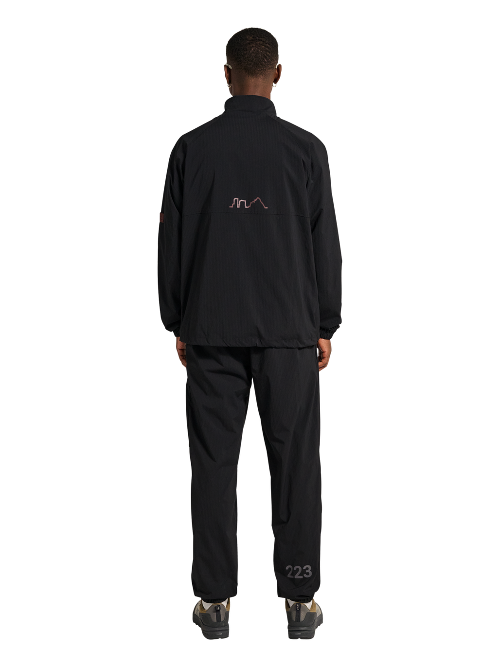 HALO STEEL JACKET, BLACK, model