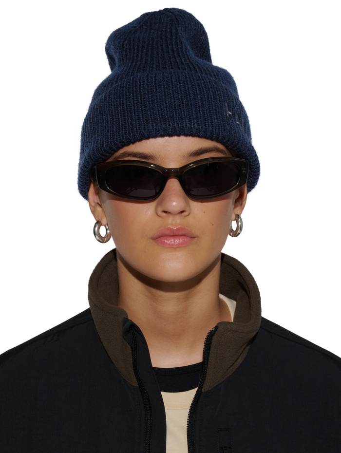 HALO WOOL MIX BEANIE, DARK SAPPHIRE, model