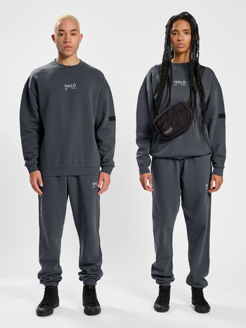 HALO COTTON CREW, EBONY, model