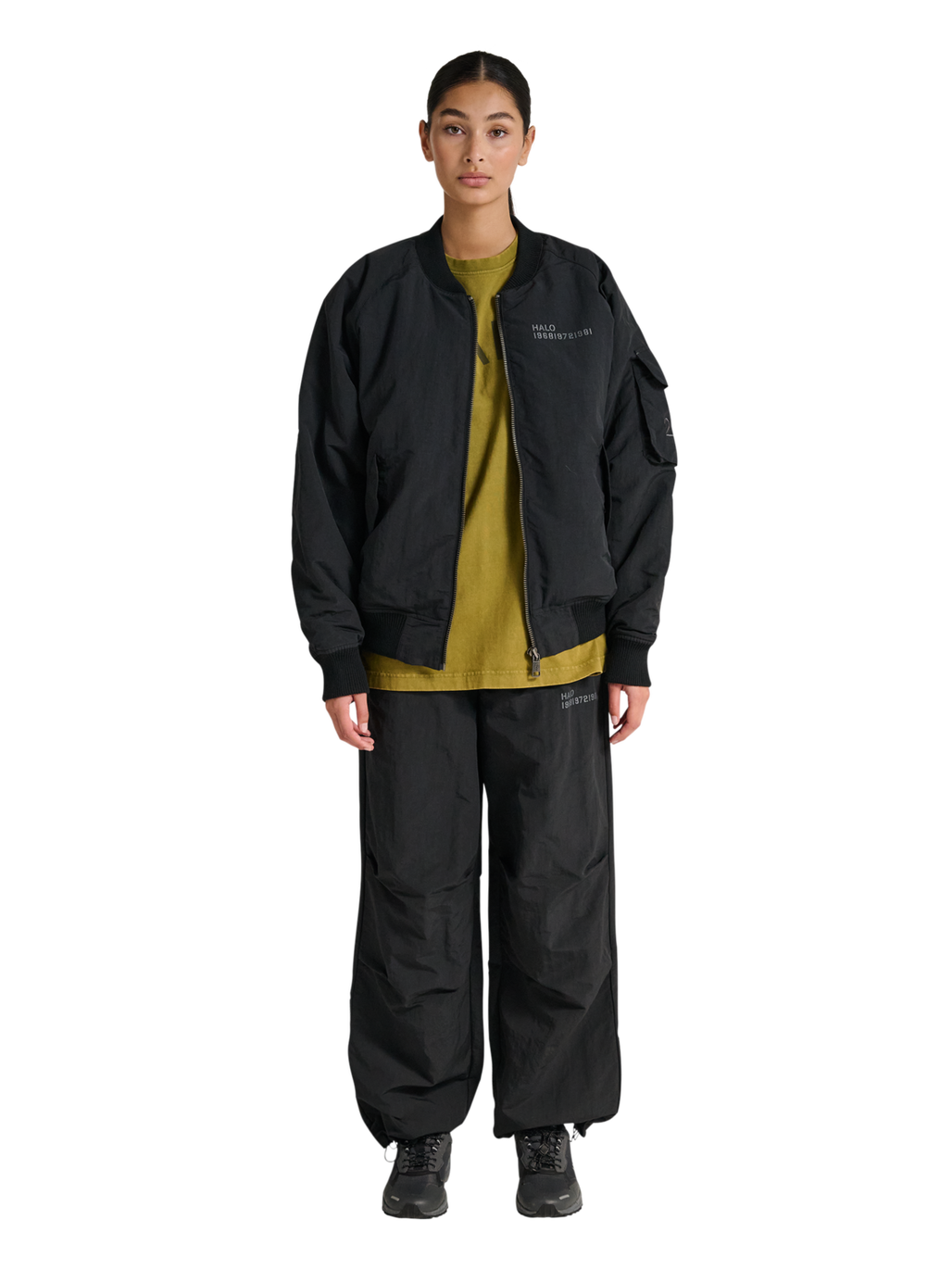 HALO CORDURA BOMBER, BLACK, model