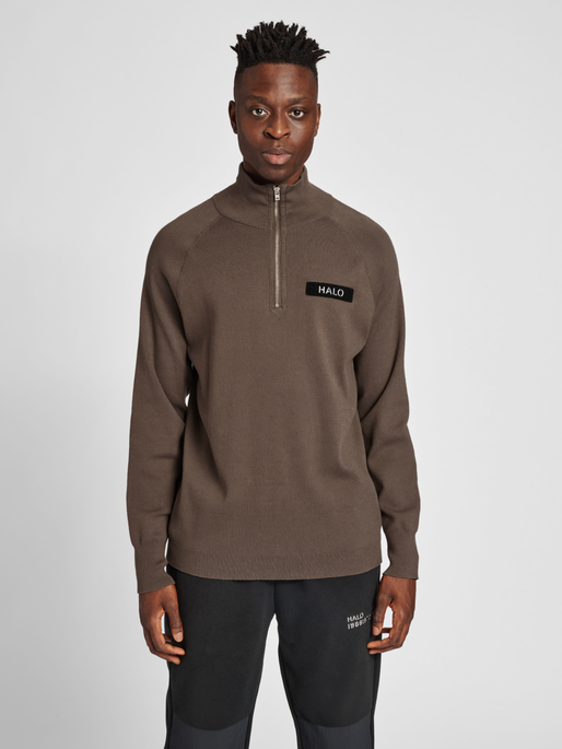 Half discount zip knit