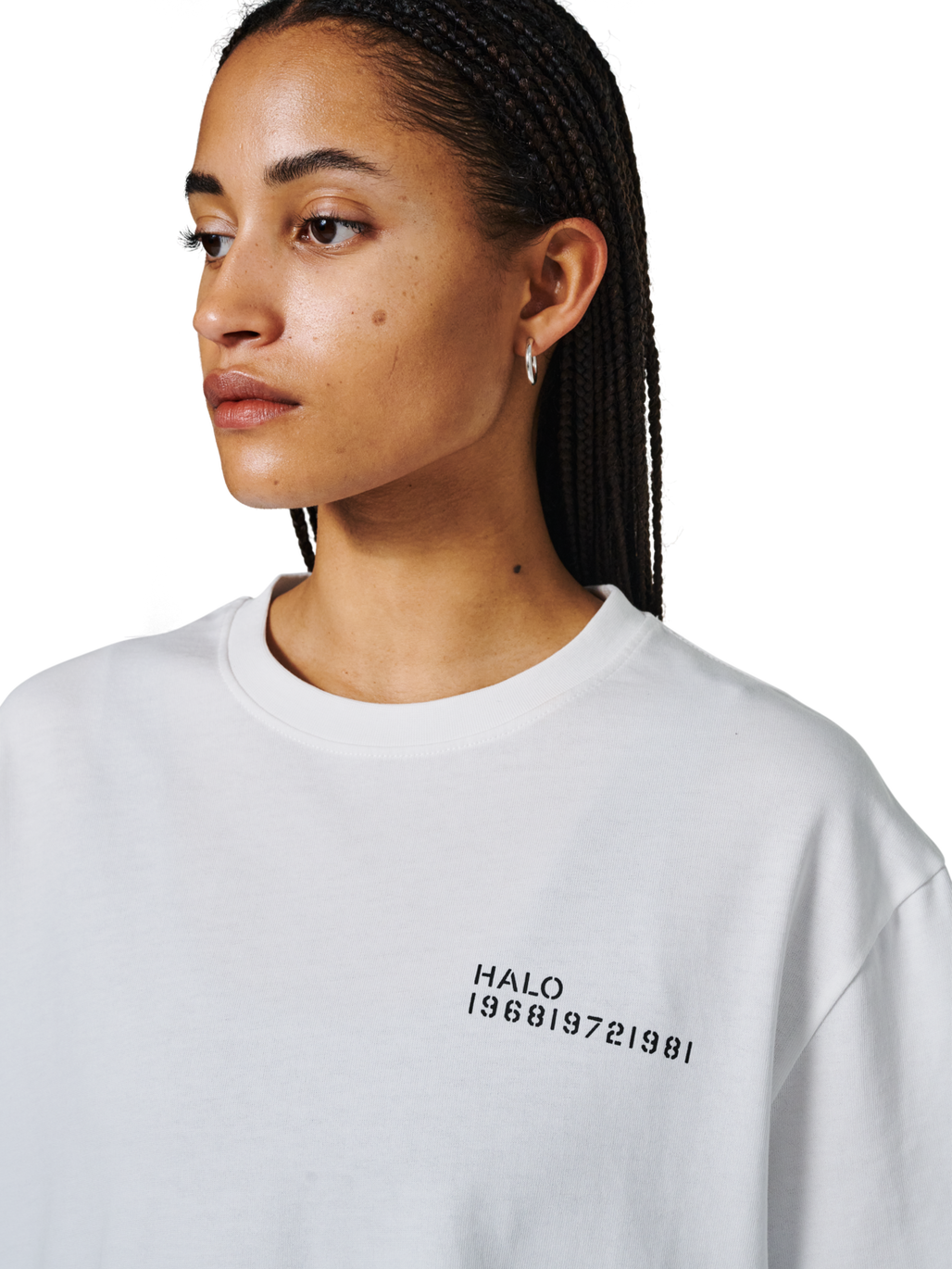 HALO ESSENTIAL T-SHIRT, WHITE, model