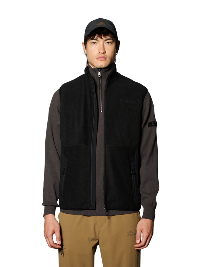 HALO ATW TEDDY FLEECE VEST, BLACK, model