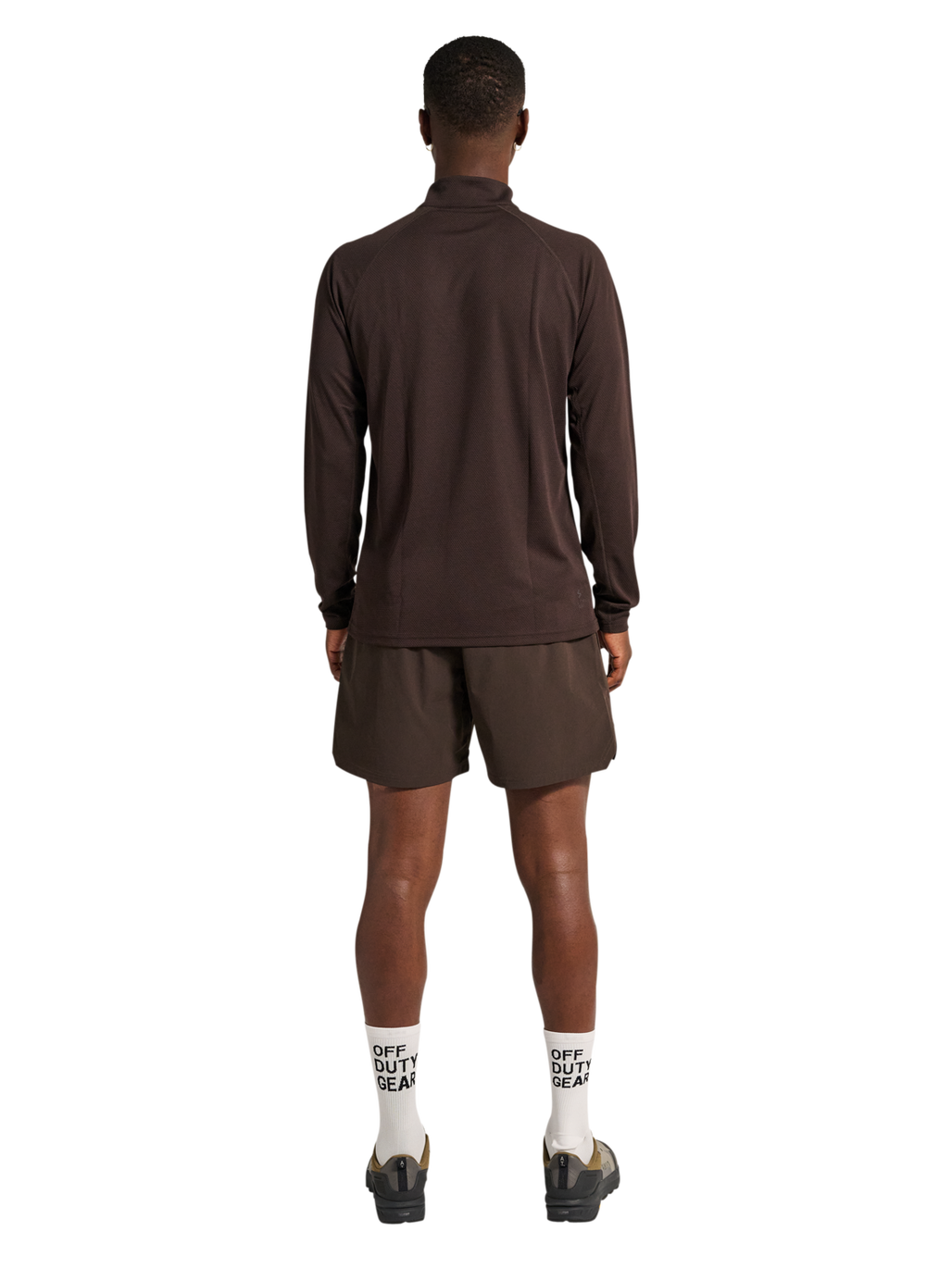 HALO SORONA HALF ZIP, CHOCOLATE TORTE, model