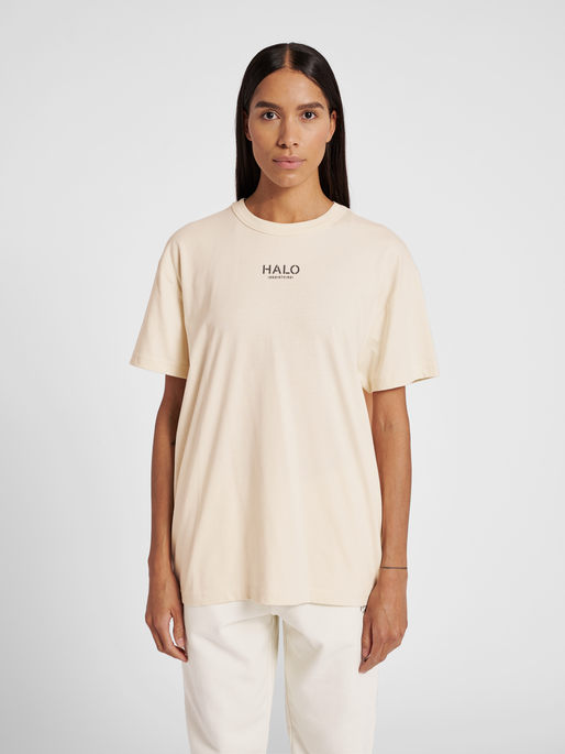 HALO UNDYED TEE, UNDYED, model